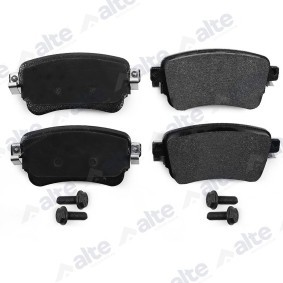 Comprar Juego de pastillas de freno de ALTE AUTOMOTIVE 138132BAL a bajo precio de 46,91 €
