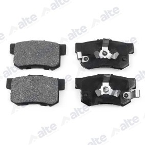 Acquista Kit pastiglie freni da ALTE AUTOMOTIVE 138257AAL a buon mercato per soli 28,01 €