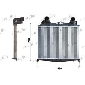 Kjøp Intercooler av FRIGAIR 0737.3002 til den lave prisen 13977,28 NOK