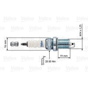 Comprar Bujía de encendido de VALEO 246884 a bajo precio de 17,28 €