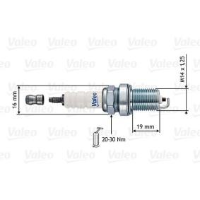 Köp Tändstift av VALEO 246877 till det låga priset 410,00 kr