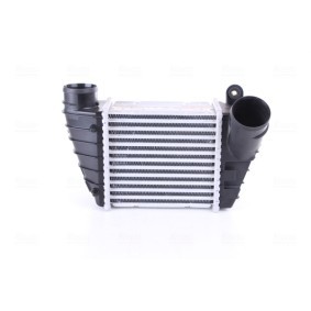Köp Intercooler av NISSENS 96682 till det låga priset 1459,58 kr