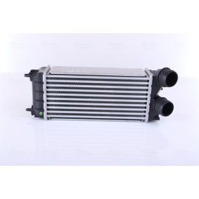 Kjøp Intercooler av NISSENS 96514 til den lave prisen 1610,56 NOK