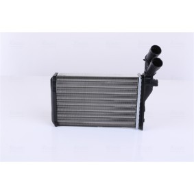 Acquista Scambiatore calore per riscaldamento abitacolo da NISSENS 71147 a buon mercato per soli 32,69 €