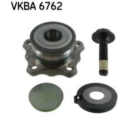 Comprar Juego de cojinete de rueda de SKF VKBA 6762 a bajo precio de 133,16 €