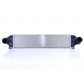 Acquista Intercooler da NISSENS online per V70 III Van / Station Wagon (135) a prezzi moderati