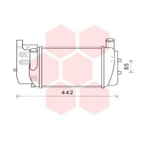 Köp Intercooler av VAN WEZEL 53004645 till det låga priset 2483,67 kr