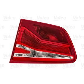 Comprar Piloto trasero de VALEO 044460 a bajo precio de 57,91 €