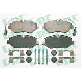 Acquista Kit pastiglie freni da LPR 05P1669 a buon mercato per soli 88,84 €