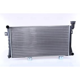 Acquista Radiatore motore da NISSENS 623556 a buon mercato per soli 73,22 €