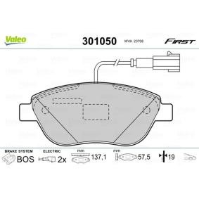 Achetez des Plaquettes de frein VALEO 301050 à prix pour 26,44 €