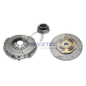 Achetez des Kit d'embrayage TRUCKTEC AUTOMOTIVE 02.23.141 à prix pour 93,19 €