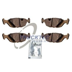 Acquista Kit pastiglie freni da TRUCKTEC AUTOMOTIVE 08.35.045 a buon mercato per soli 16,85 €