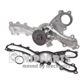Achetez des Pompe à eau NIPPARTS N1512131 à prix pour 157,55 €