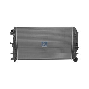 Achetez des Radiateur du moteur DT Spare Parts 4.66317 à prix pour 426,43 €