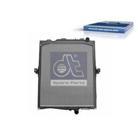 Achetez des Radiateur du moteur DT Spare Parts 2.15495 à prix pour 916,75 €