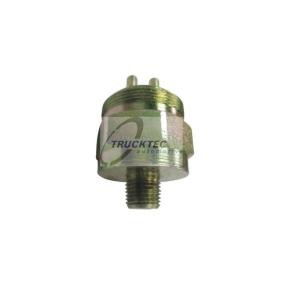 Acquista Interruttore pedale freno da TRUCKTEC AUTOMOTIVE 01.42.040 a buon mercato per soli 26,60 €