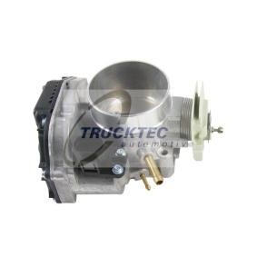 Drosselklappenstutzen von TRUCKTEC AUTOMOTIVE