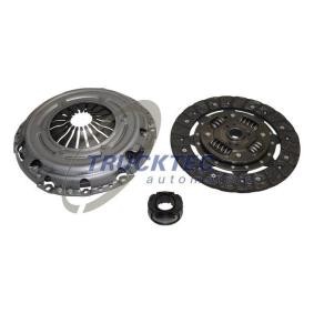 Comprar Kit de embrague de TRUCKTEC AUTOMOTIVE 07.23.152 a bajo precio de 250,32 €