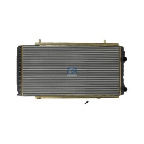 Köp Kylare av DT Spare Parts 12.17000 till det låga priset 3290,50 kr