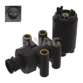 Comprar Sensor, nivel de suspensión neumática de SWAG 37 94 5243 a bajo precio de 79,26 €