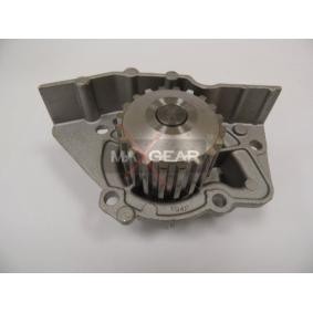 Achetez des Pompe à eau MAXGEAR 47-0153 à prix pour 23,27 €