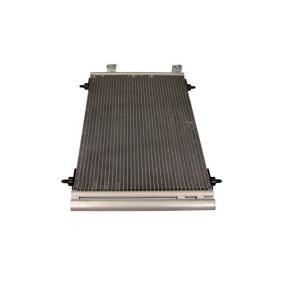 Acquista Condensatore climatizzatore da MAXGEAR AC807739 a buon mercato per soli 117,74 €