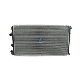 Achetez des Radiateur du moteur DT Spare Parts 6.35237 à prix pour 133,35 €