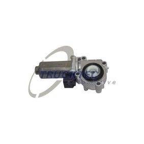 Comprar Interruptor, tracción en las cuatro ruedas de TRUCKTEC AUTOMOTIVE 08.26.002 a bajo precio de 191,38 €