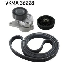 Comprar Juego de correas trapeciales poli V de SKF VKMA 36228 a bajo precio de 96,41 €