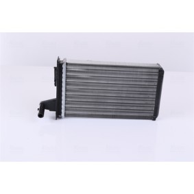 Compre Radiador de calefacción de NISSENS online para TEMPRA S.W. (159) a precios moderados