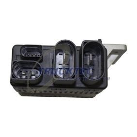 Acquista Relè, Postfunzionamento ventola radiatore da TRUCKTEC AUTOMOTIVE 07.42.116 a buon mercato per soli 109,10 €