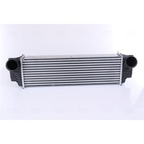 Köp Intercooler av NISSENS 96100 till det låga priset 2286,30 kr