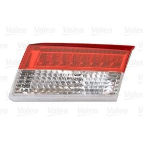 Acquista Fanale posteriore da VALEO 043645 a buon mercato per soli 101,06 €