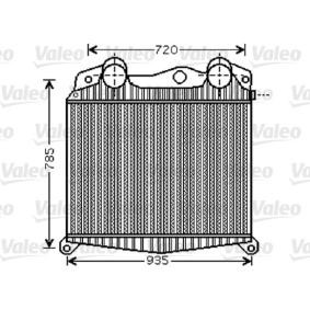 Köp Intercooler av VALEO 818742 till det låga priset 22794,44 kr