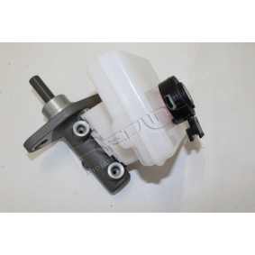 Compre Bomba central dos travões da RED-LINE 09RV013 a um preço baixo por 236,70 €