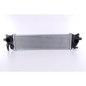 Köp Intercooler av NISSENS 96133 till det låga priset 2618,55 kr
