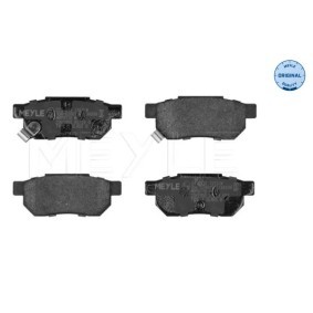 Köp Bromsbelägg av MEYLE 025 213 1313/W till det låga priset 244,24 kr