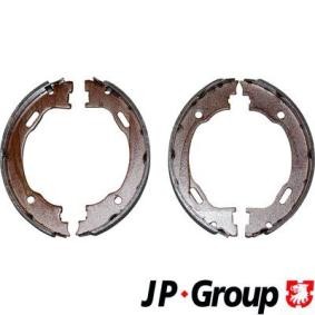 Köp Handbromsbackar av JP GROUP 1363900810 till det låga priset 321,59 kr