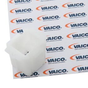 Achetez des Cuvelage, projecteur principal VAICO V40-0636 à prix pour 2,58 €
