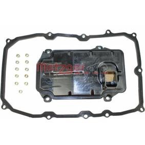 Achetez des Kit de filtre hydraulique, boîte automatique METZGER 8020026 à prix pour 74,64 €