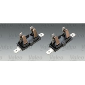 Lampenfassung, Nebelscheinwerfer 067515 von VALEO günstig für 37,44 € online kaufen