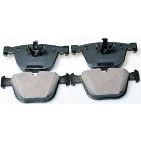 Acquista Kit pastiglie freni da DENCKERMANN B111232 a buon mercato per soli 33,90 €