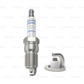 Zündkerze 0 242 225 568 von BOSCH günstig für 5,96 € online kaufen