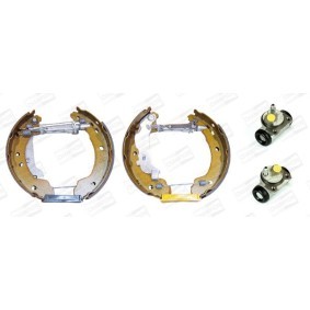 Acquista Kit freno, Freno a tamburo da CHAMPION 381184CH a buon mercato per soli 384,45 €
