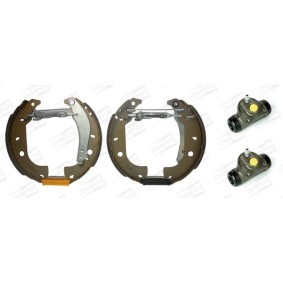 Acquista Kit freno, Freno a tamburo da CHAMPION 381335CH a buon mercato per soli 90,43 €