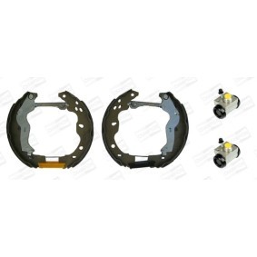 Acquista Kit freno, Freno a tamburo da CHAMPION 381532CH a buon mercato per soli 282,32 €