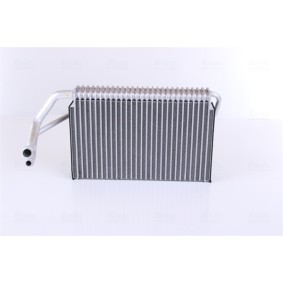 Acquista Evaporatore climatizzatore da NISSENS 92322 a buon mercato per soli 147,82 €