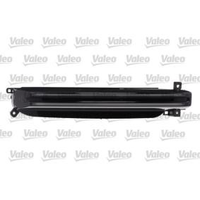 Acquista Fanale posteriore da VALEO 047727 a buon mercato per soli 235,53 €