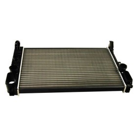 Achetez des Radiateur de chez MAXGEAR en ligne pour Classe E Camion plate-forme/Châssis (VF211) à prix modérés